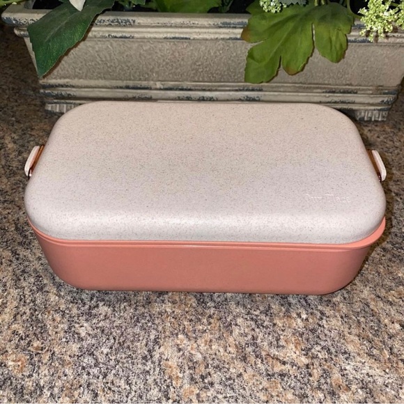 NEW: Our Place Layered Lunch Box Bento w/ Clips + Utensils - Picture 3 of 9